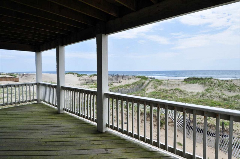 Corolla, North Carolina 27927, 5 Bedrooms Bedrooms, ,4 BathroomsBathrooms,Single family - detached,For sale,Sandfiddler Road,92595