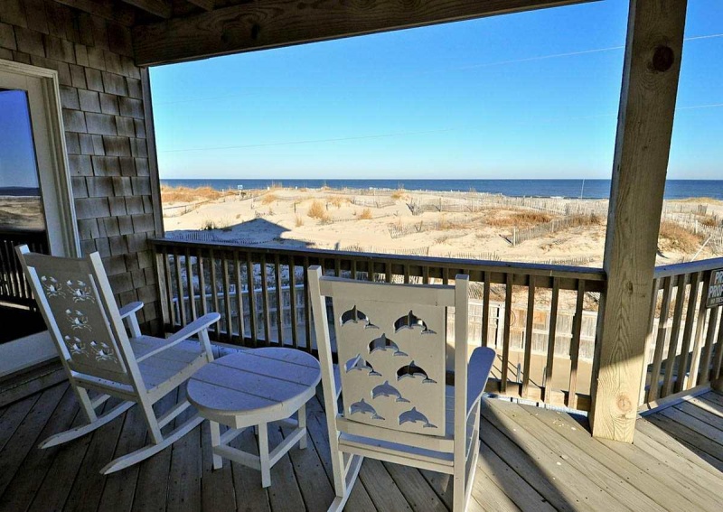 Corolla, North Carolina 27927, 5 Bedrooms Bedrooms, ,4 BathroomsBathrooms,Single family - detached,For sale,Sandfiddler Road,93831