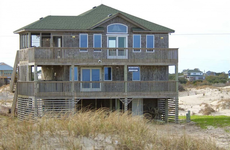 Corolla, North Carolina 27927, 4 Bedrooms Bedrooms, ,3 BathroomsBathrooms,Single family - detached,For sale,Sandfiddler Road,96431