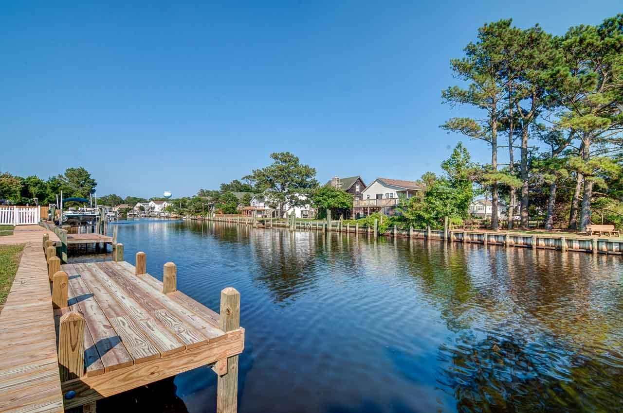 Kill Devil Hills, North Carolina 27948, 3 Bedrooms Bedrooms, ,2 BathroomsBathrooms,Single family - detached,For sale,Sir Richard West,96823