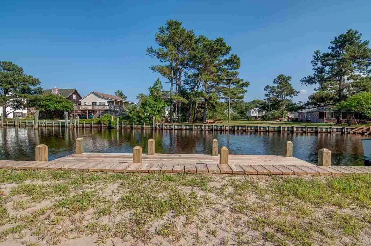 Kill Devil Hills, North Carolina 27948, 3 Bedrooms Bedrooms, ,2 BathroomsBathrooms,Single family - detached,For sale,Sir Richard West,96823