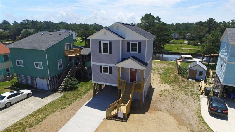 Kill Devil Hills, North Carolina 27948, 3 Bedrooms Bedrooms, ,2 BathroomsBathrooms,Single family - detached,For sale,Sir Richard West,96823