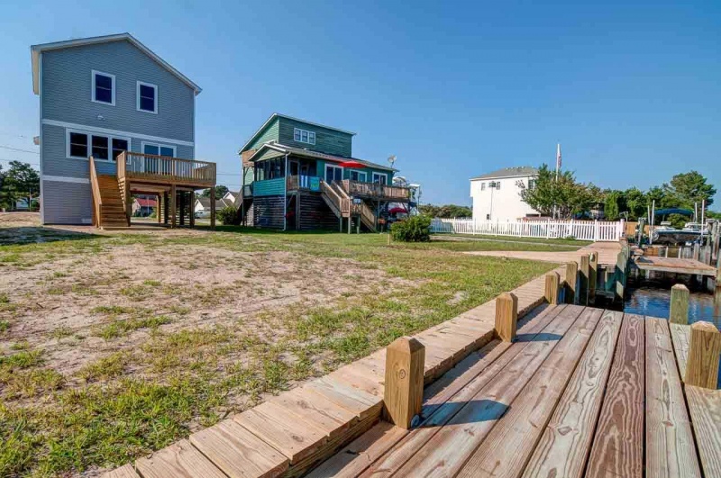 Kill Devil Hills, North Carolina 27948, 3 Bedrooms Bedrooms, ,2 BathroomsBathrooms,Single family - detached,For sale,Sir Richard West,96823