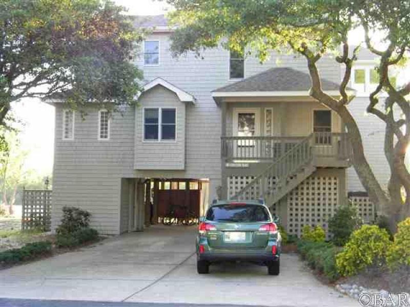 Corolla, North Carolina 27927, 5 Bedrooms Bedrooms, ,3 BathroomsBathrooms,Single family - detached,For sale,Lakeside Drive,74746