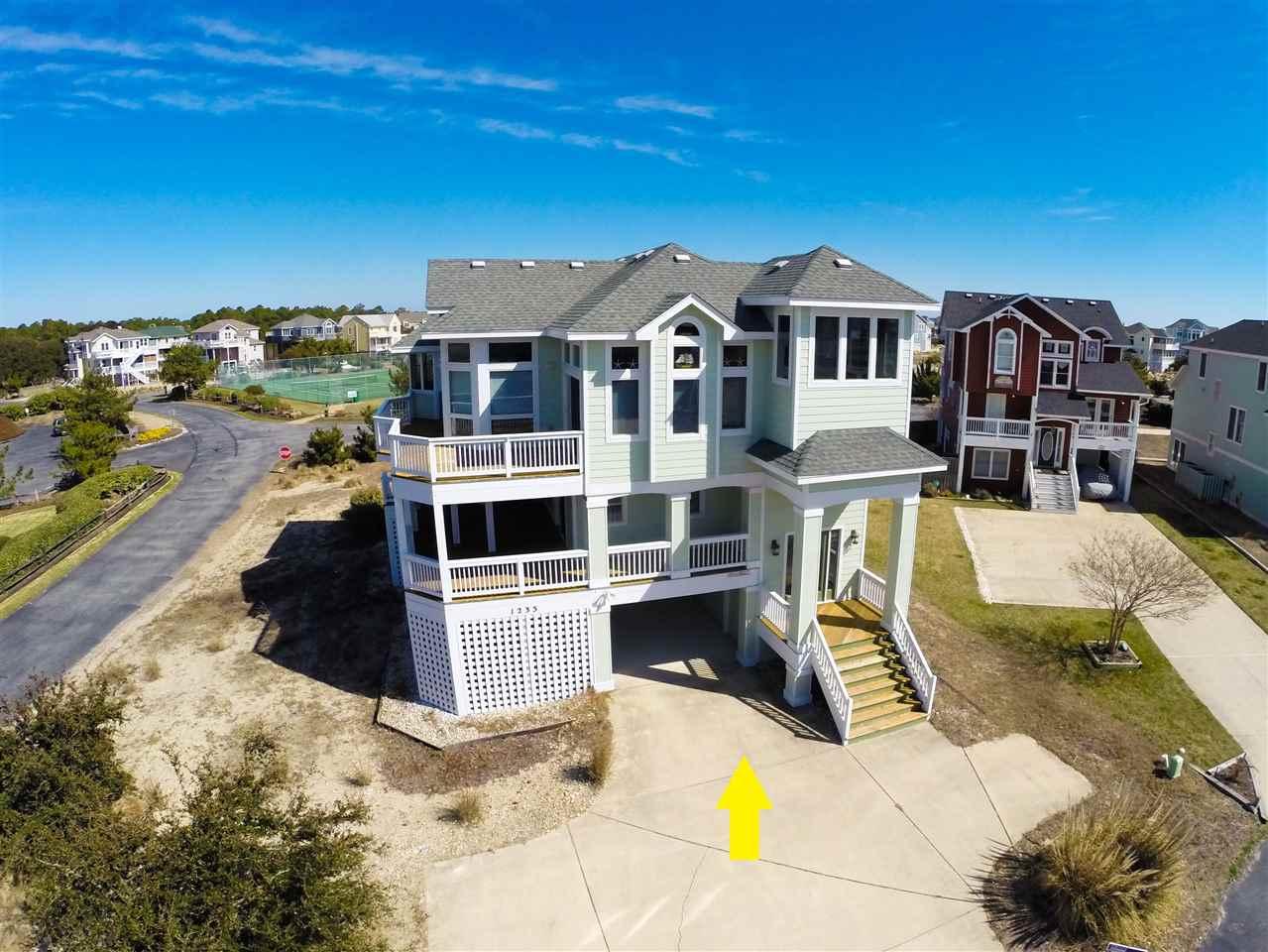 Corolla, North Carolina 27927-0000, 5 Bedrooms Bedrooms, ,4 BathroomsBathrooms,Single family - detached,For sale,Bluewater Court,97956