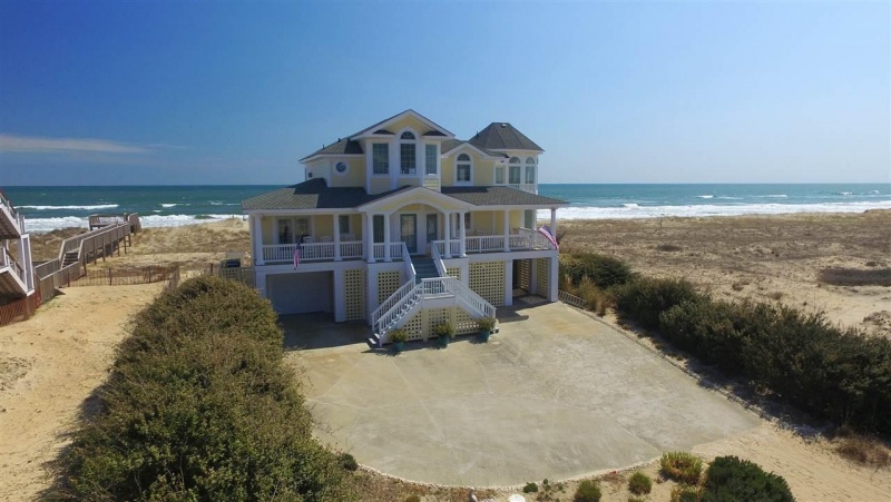 Corolla, North Carolina 27927, 4 Bedrooms Bedrooms, ,3 BathroomsBathrooms,Single family - detached,For sale,Sandfiddler Road,98507