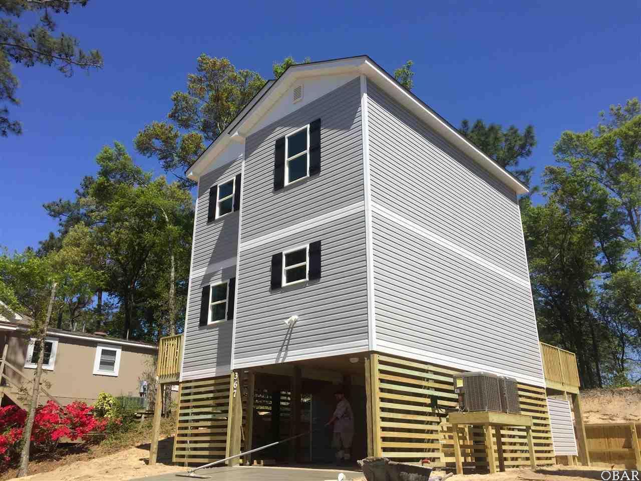 Kill Devil Hills, North Carolina 27948, 3 Bedrooms Bedrooms, ,2 BathroomsBathrooms,Single family - detached,For sale,Sir Chandler Drive,100305