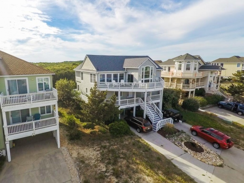 Corolla, North Carolina 27927, 6 Bedrooms Bedrooms, ,5 BathroomsBathrooms,Single family - detached,For sale,Sandcastle Drive,87652