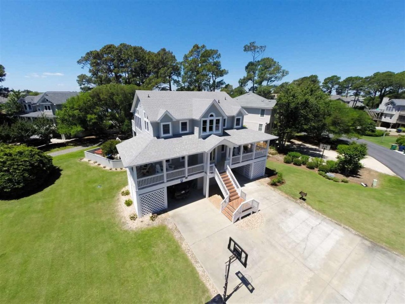 Corolla, North Carolina 27927, 6 Bedrooms Bedrooms, ,5 BathroomsBathrooms,Single family - detached,For sale,Dunton Drive,87917