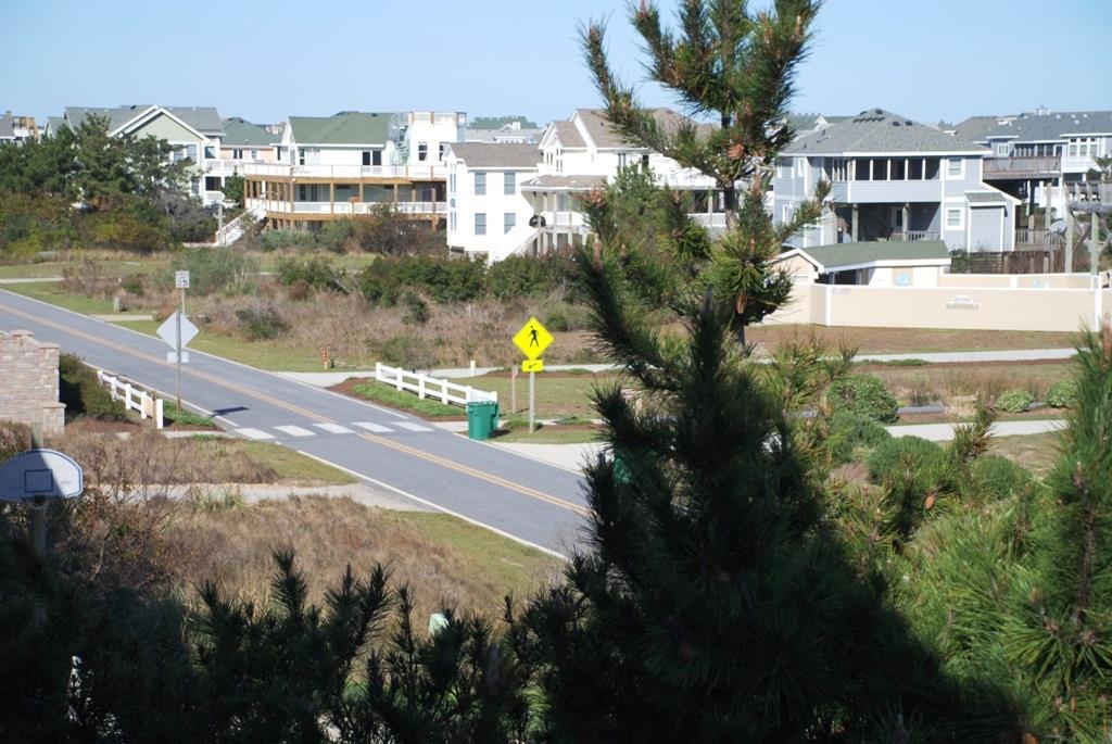 Corolla, North Carolina 27927, 5 Bedrooms Bedrooms, ,3 BathroomsBathrooms,Single family - detached,For sale,Whalehead Drive,90307