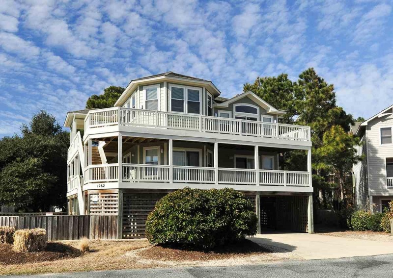 Corolla, North Carolina 27927, 4 Bedrooms Bedrooms, ,5 BathroomsBathrooms,Single family - detached,For sale,Crystal Lake Court,90608