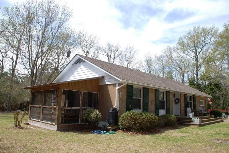 Kitty Hawk, North Carolina 27949, 3 Bedrooms Bedrooms, ,2 BathroomsBathrooms,Single family - detached,For sale,Carrenda Lane,90882