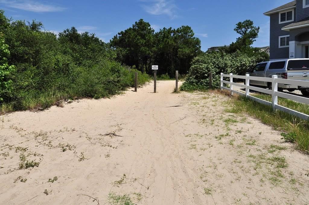 Corolla, North Carolina 27927-0000, 7 Bedrooms Bedrooms, ,5 BathroomsBathrooms,Single family - detached,For sale,Starfish Court,90893