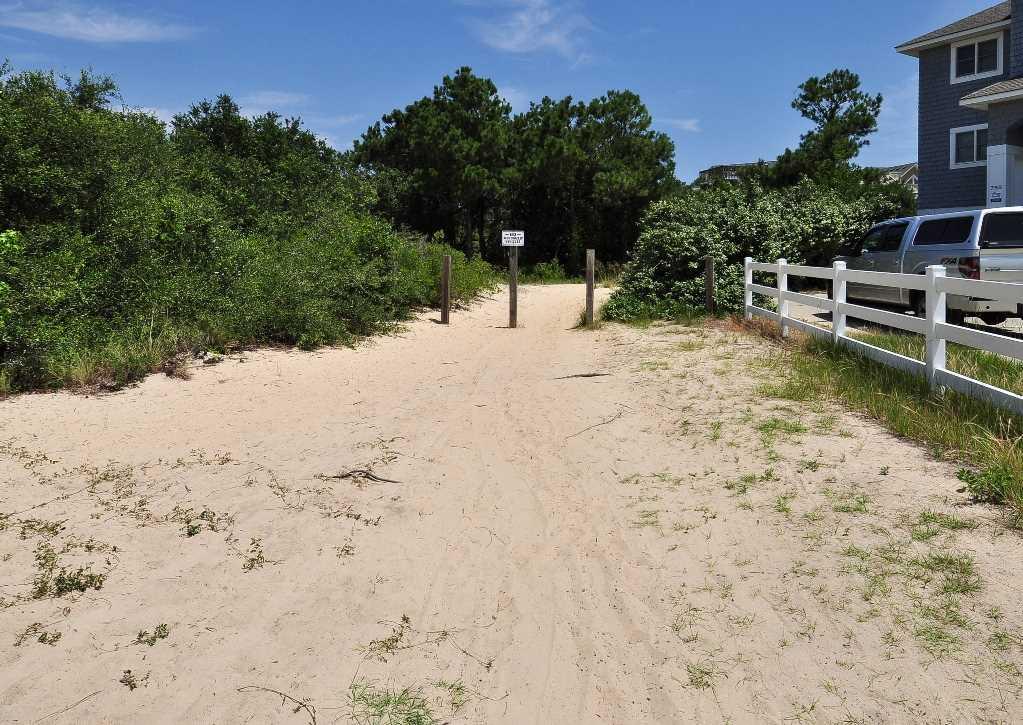 Corolla, North Carolina 27927-0000, 7 Bedrooms Bedrooms, ,5 BathroomsBathrooms,Single family - detached,For sale,Starfish Court,90893