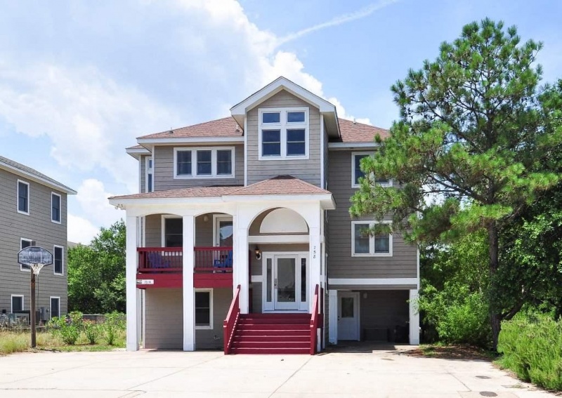 Corolla, North Carolina 27927-0000, 7 Bedrooms Bedrooms, ,5 BathroomsBathrooms,Single family - detached,For sale,Starfish Court,90893