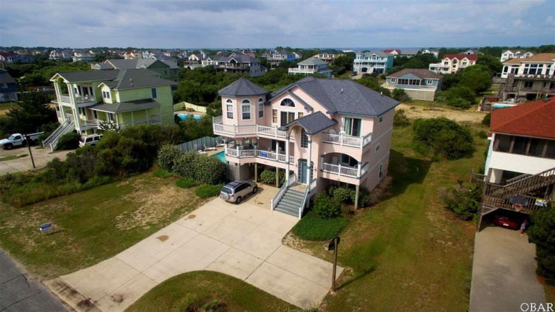 Corolla, North Carolina 27927, 7 Bedrooms Bedrooms, ,7 BathroomsBathrooms,Single family - detached,For sale,Lighthouse Drive,103118