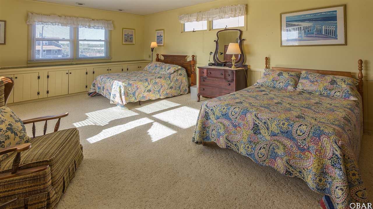 Nags Head, North Carolina 27959, 4 Bedrooms Bedrooms, ,2 BathroomsBathrooms,Single family - detached,For sale,Virginia Dare Trail,102929