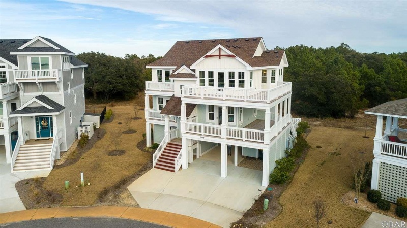 Corolla, North Carolina 27927, 5 Bedrooms Bedrooms, ,4 BathroomsBathrooms,Single family - detached,For sale,Cruz Bay Lane,103813