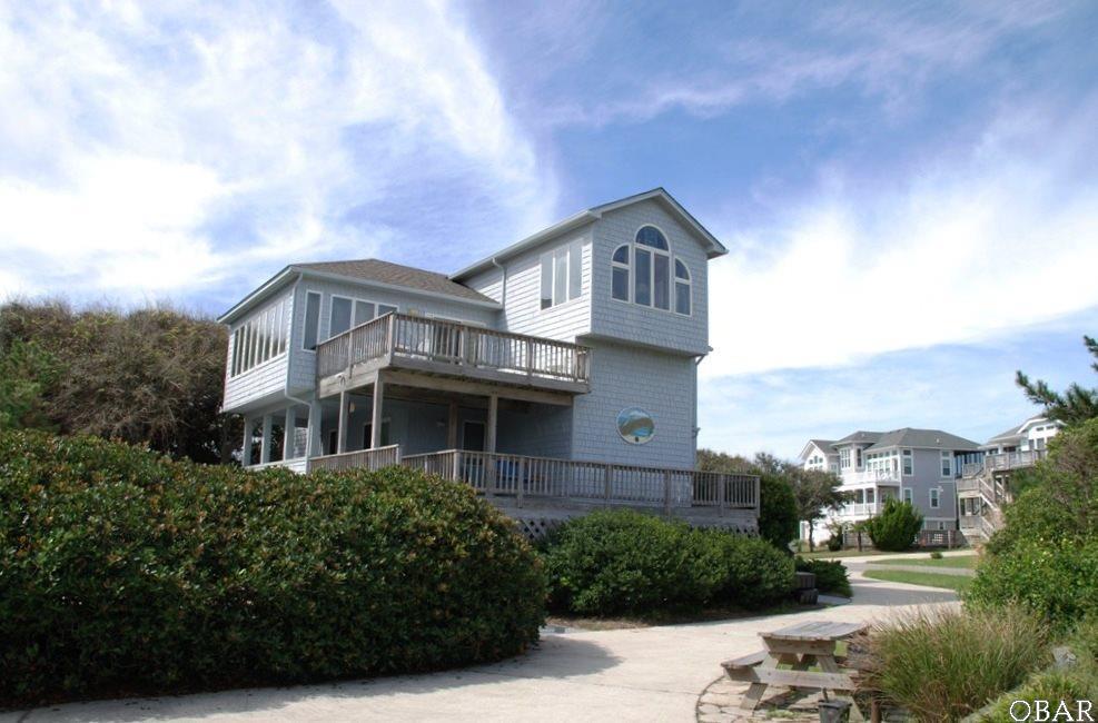 Duck, North Carolina 27949, 5 Bedrooms Bedrooms, ,3 BathroomsBathrooms,Single family - detached,For sale,Ocean Front Drive,105172