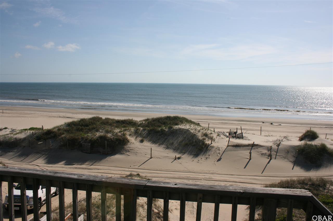 Corolla, North Carolina 27927, 5 Bedrooms Bedrooms, ,4 BathroomsBathrooms,Single family - detached,For sale,Sandfiddler Road,105010