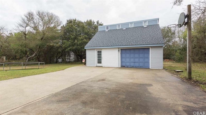 Southern Shores, North Carolina 27949, 6 Bedrooms Bedrooms, ,4 BathroomsBathrooms,Single family - detached,For sale,Wax Myrtle Trail,104649