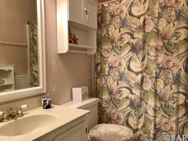 Duck, North Carolina 27949, 3 Bedrooms Bedrooms, ,2 BathroomsBathrooms,Condo,For sale,Plover Drive,103849