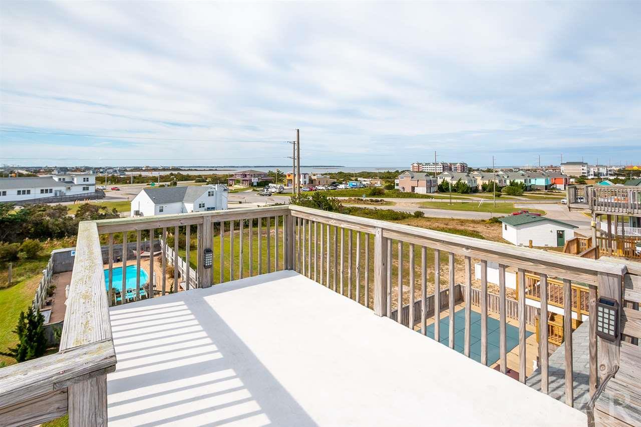 Nags Head, North Carolina 27959, 4 Bedrooms Bedrooms, ,4 BathroomsBathrooms,Single family - detached,For sale,Old Oregon Inlet Road,107147