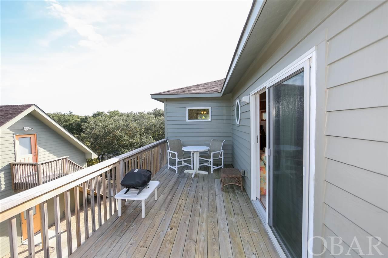 Southern Shores, North Carolina 27949, 4 Bedrooms Bedrooms, ,2 BathroomsBathrooms,Single family - detached,For sale,Sea Oats Trail,107118