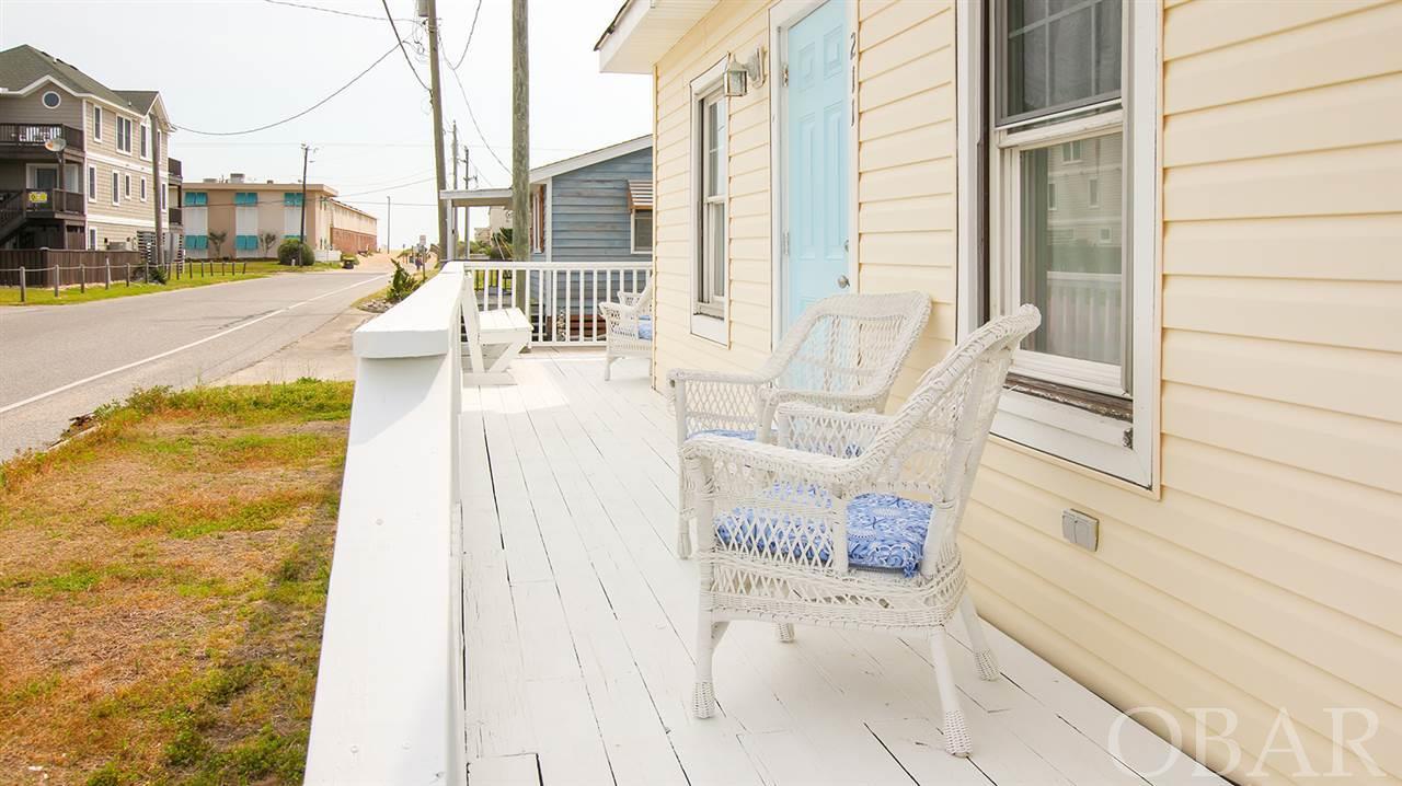 Kill Devil Hills, North Carolina 27948, 2 Bedrooms Bedrooms, ,1 BathroomBathrooms,Single family - detached,For sale,Third Street,107467