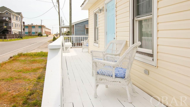 Kill Devil Hills, North Carolina 27948, 2 Bedrooms Bedrooms, ,1 BathroomBathrooms,Single family - detached,For sale,Third Street,107467