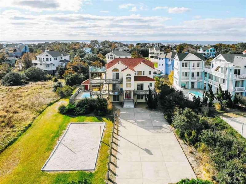 Corolla, North Carolina 27927, 8 Bedrooms Bedrooms, ,8 BathroomsBathrooms,Single family - detached,For sale,Whalehead Drive,107345