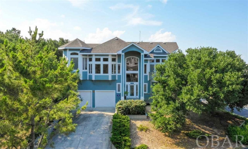 Corolla, North Carolina 27927, 5 Bedrooms Bedrooms, ,3 BathroomsBathrooms,Single family - detached,For sale,Gray Court,105627