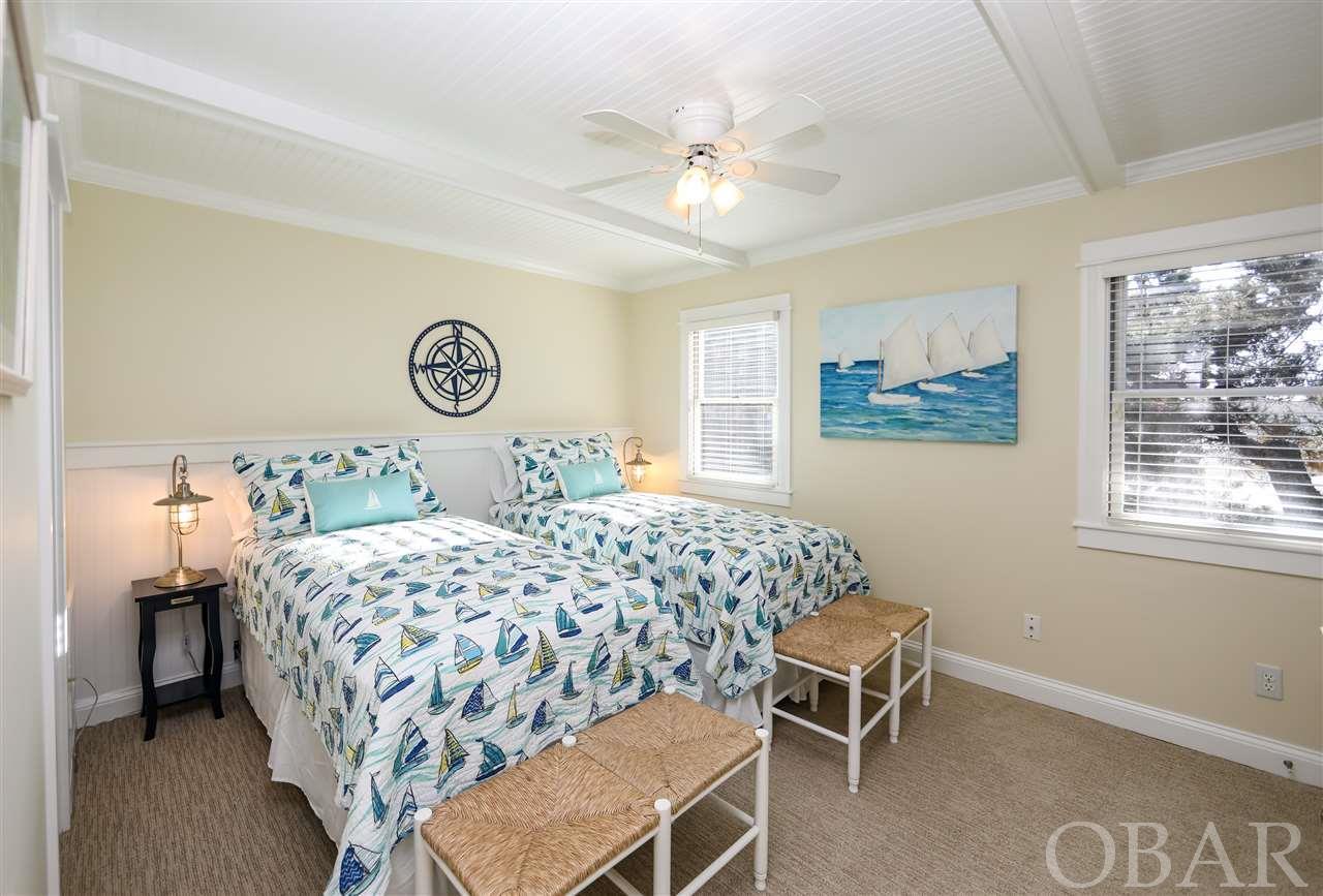 Nags Head, North Carolina 27959, 2 Bedrooms Bedrooms, ,2 BathroomsBathrooms,Condo,For sale,Virginia Dare Trail,107661