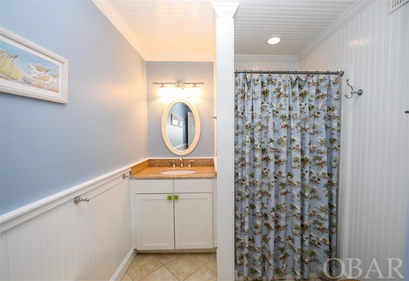 Nags Head, North Carolina 27959, 2 Bedrooms Bedrooms, ,2 BathroomsBathrooms,Condo,For sale,Virginia Dare Trail,107661