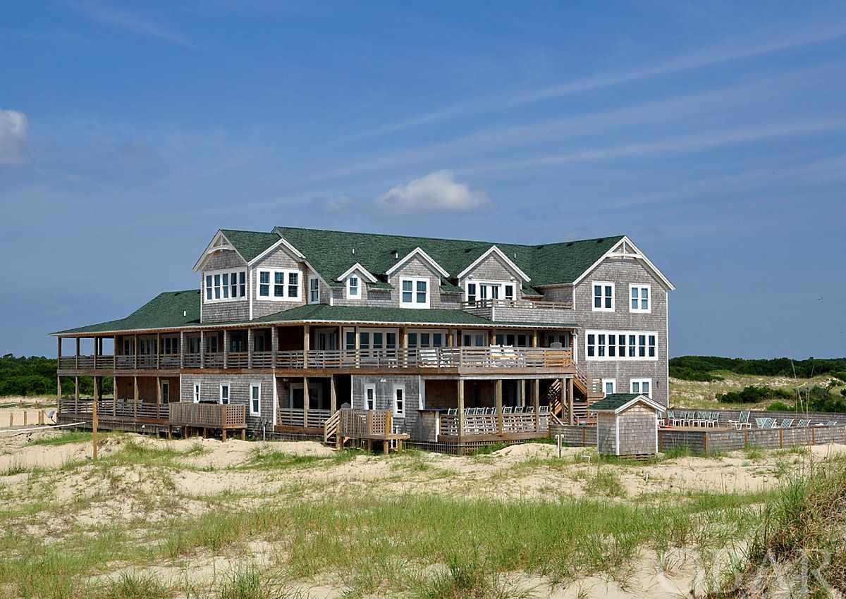 Corolla, North Carolina 27927, 23 Bedrooms Bedrooms, ,20 BathroomsBathrooms,Single family - detached,For sale,Ocean Pearl Road,99427