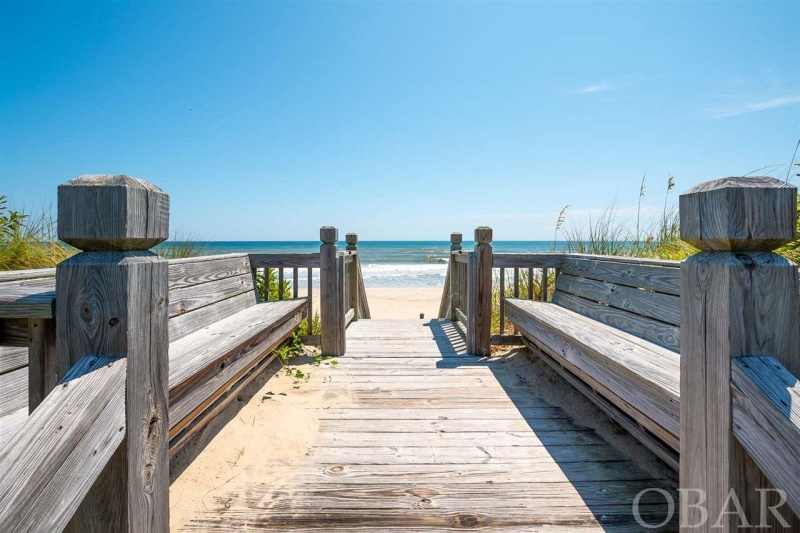 Corolla, North Carolina 27927-0000, 5 Bedrooms Bedrooms, ,3 BathroomsBathrooms,Single family - detached,For sale,Lighthouse Drive,106054