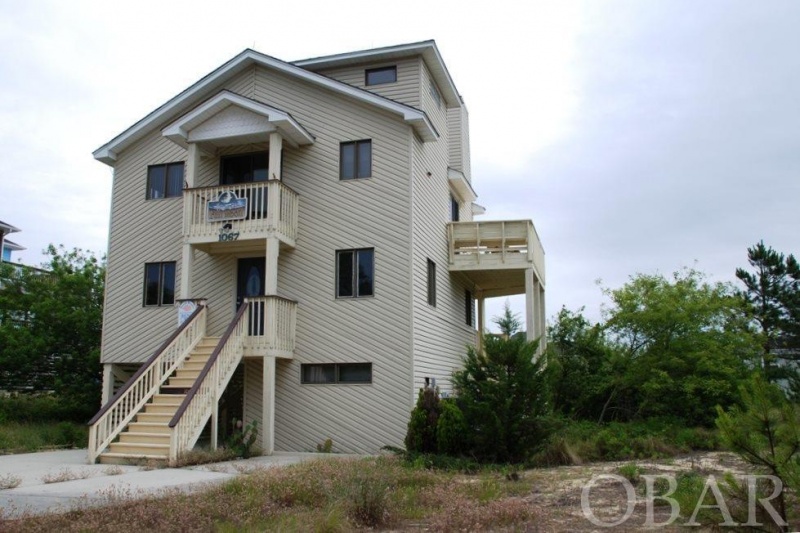 Corolla, North Carolina 27927, 4 Bedrooms Bedrooms, ,2 BathroomsBathrooms,Single family - detached,For sale,Corolla Drive,109722