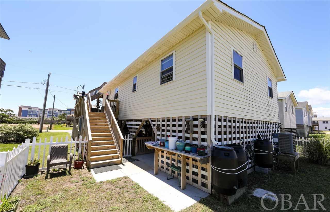 Kill Devil Hills, North Carolina 27948-8380, 3 Bedrooms Bedrooms, ,2 BathroomsBathrooms,Single family - detached,For sale,Fresh Pond Drive,109723