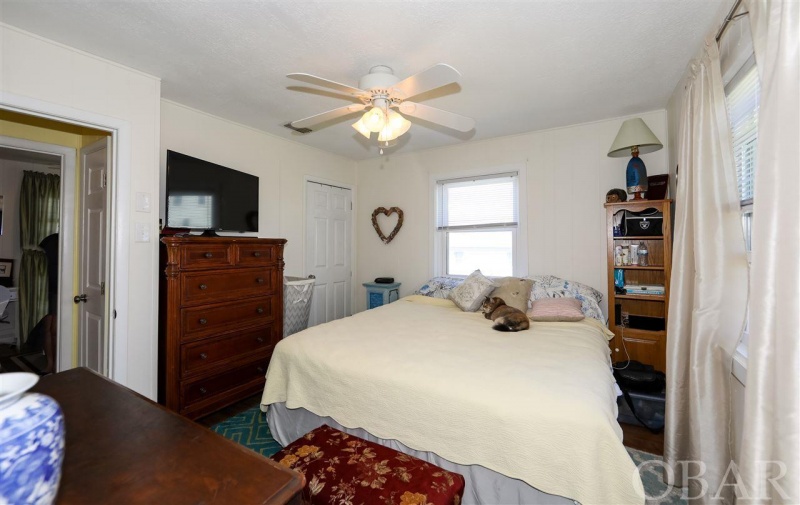 Kill Devil Hills, North Carolina 27948-8380, 3 Bedrooms Bedrooms, ,2 BathroomsBathrooms,Single family - detached,For sale,Fresh Pond Drive,109723