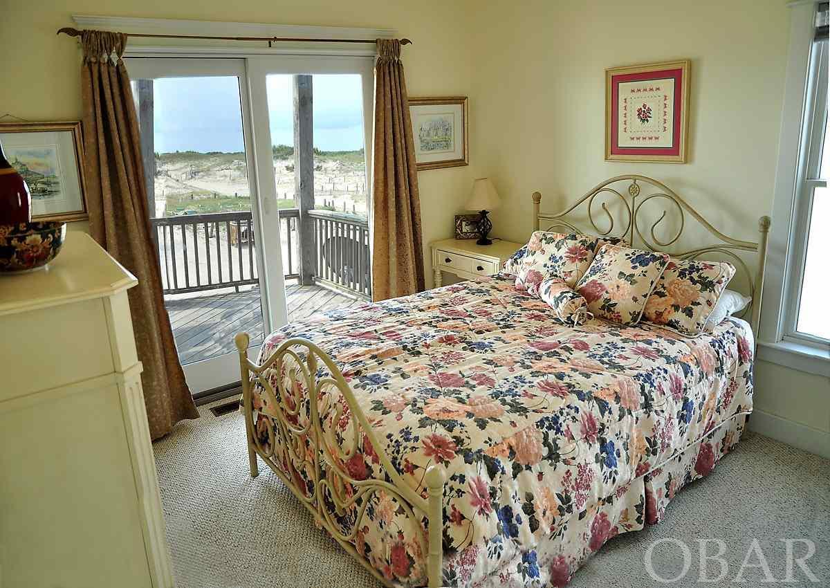 Corolla, North Carolina 27927, 3 Bedrooms Bedrooms, ,3 BathroomsBathrooms,Single family - detached,For sale,Sandfiddler Road,108757