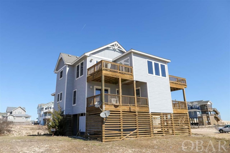 Corolla, North Carolina 27927, 3 Bedrooms Bedrooms, ,3 BathroomsBathrooms,Single family - detached,For sale,Sandfiddler Road,108757