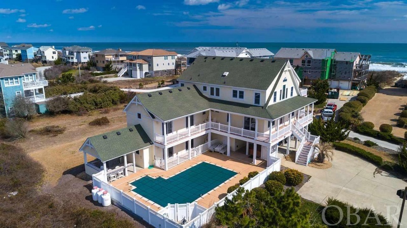 Corolla, North Carolina 27927, 8 Bedrooms Bedrooms, ,8 BathroomsBathrooms,Single family - detached,For sale,Conch Crescent,107878