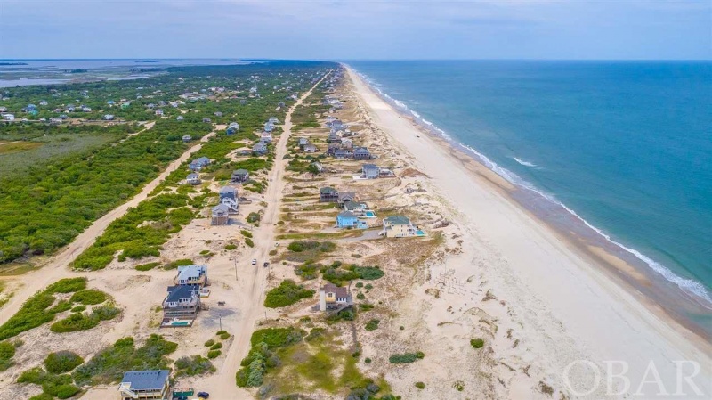 Corolla, North Carolina 27927, 6 Bedrooms Bedrooms, ,5 BathroomsBathrooms,Single family - detached,For sale,Sandfiddler Road,109360