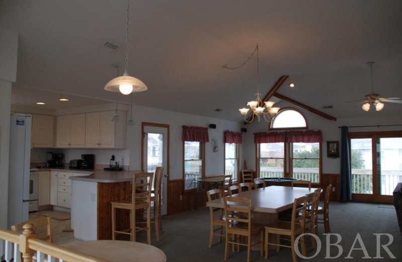 Corolla, North Carolina 27927, 6 Bedrooms Bedrooms, ,5 BathroomsBathrooms,Single family - detached,For sale,Ocean Front Arch,108042