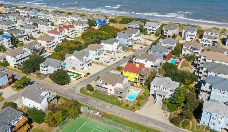 Corolla, North Carolina 27927, 6 Bedrooms Bedrooms, ,5 BathroomsBathrooms,Single family - detached,For sale,Ocean Front Arch,108042