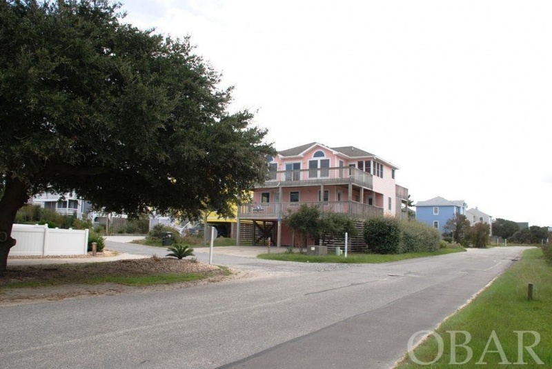 Corolla, North Carolina 27927, 6 Bedrooms Bedrooms, ,5 BathroomsBathrooms,Single family - detached,For sale,Ocean Front Arch,108042