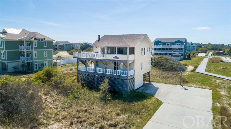 Corolla, North Carolina 27927, 4 Bedrooms Bedrooms, ,3 BathroomsBathrooms,Single family - detached,For sale,Lighthouse Drive,104903