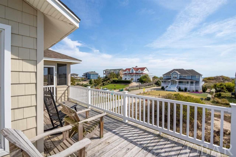 Corolla, North Carolina 27927, 4 Bedrooms Bedrooms, ,3 BathroomsBathrooms,Single family - detached,For sale,Lighthouse Drive,104903