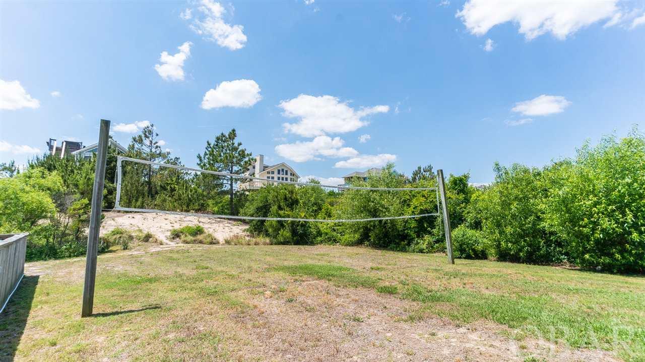 Corolla, North Carolina 27927, 6 Bedrooms Bedrooms, ,4 BathroomsBathrooms,Single family - detached,For sale,Whalehead Drive,110930