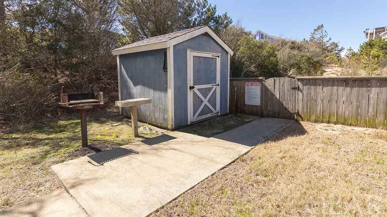 Corolla, North Carolina 27927, 6 Bedrooms Bedrooms, ,4 BathroomsBathrooms,Single family - detached,For sale,Whalehead Drive,110930